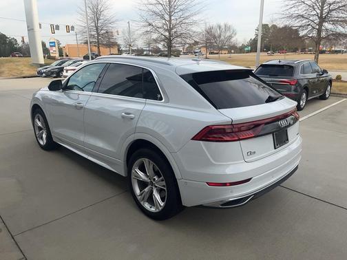 2023 Audi Q8 55 Prestige