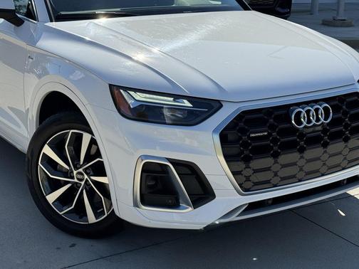 2024 Audi Q5 45 S line Premium Plus