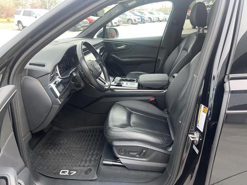 2021 Audi Q7 55 Premium Plus
