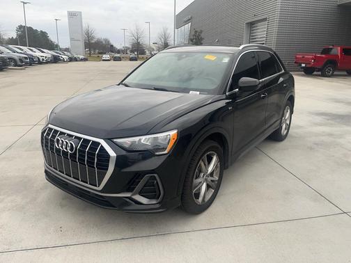 2020 Audi Q3 45 S line Premium
