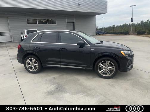 2020 Audi Q3 45 S line Premium