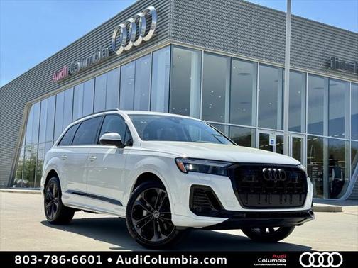 2025 Audi Q7 55 Premium Plus
