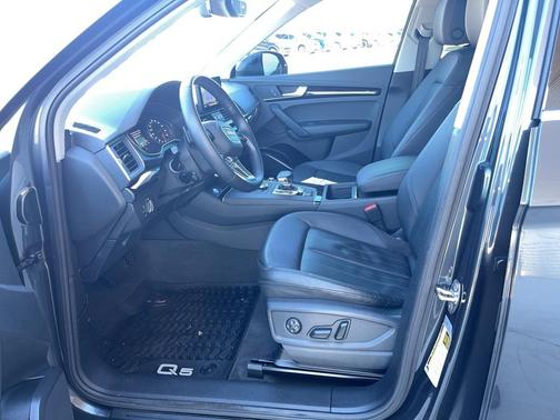 2020 Audi Q5 45 Premium