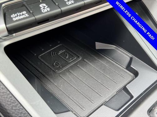 2024 Audi Q3 Premium 45 TFSI S line quattro Tiptronic