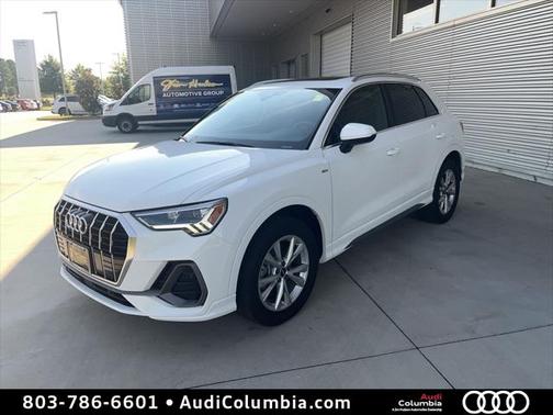 2024 Audi Q3 Premium 45 TFSI S line quattro Tiptronic