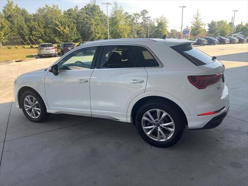 2024 Audi Q3 Premium 45 TFSI S line quattro Tiptronic