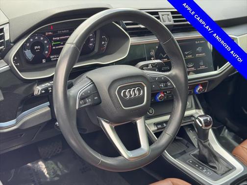 2024 Audi Q3 Premium 45 TFSI S line quattro Tiptronic