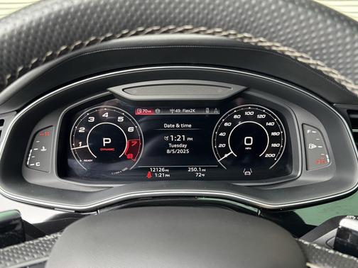 2024 Audi RS Q8 4.0T