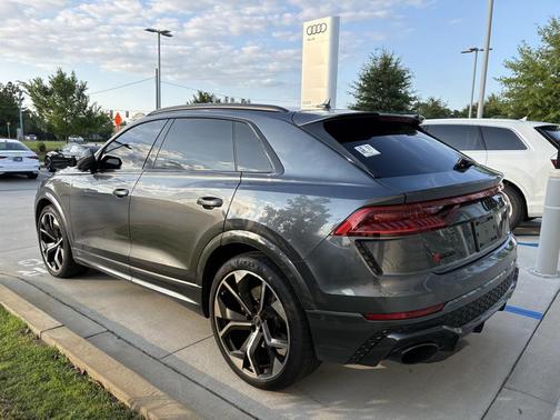 2024 Audi RS Q8 4.0T