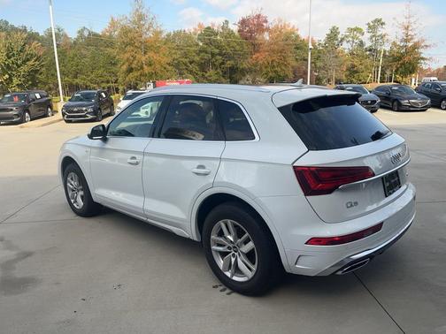 2022 Audi Q5 45 S line Premium