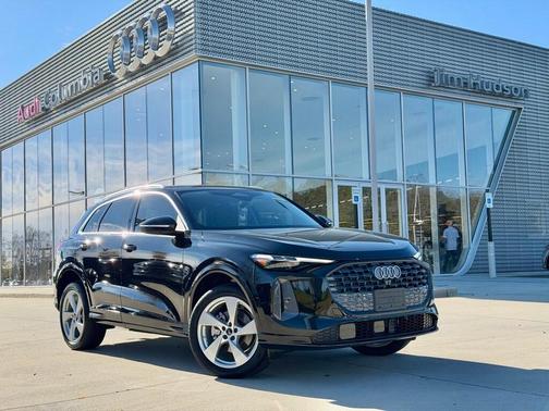 2025 Audi Q5 Premium Plus TFSI quattro S tronic