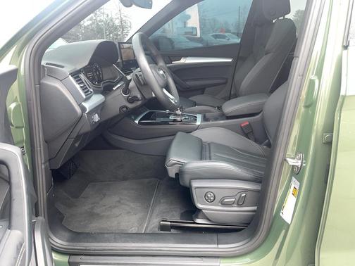 2025 Audi Q5 45 S line Premium Plus