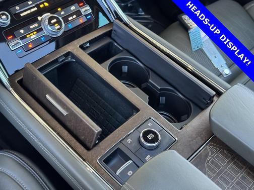 2023 Lincoln Navigator Black Label