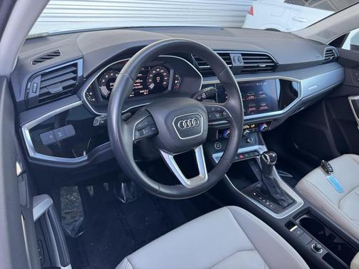 2022 Audi Q3 45 S line Premium Plus