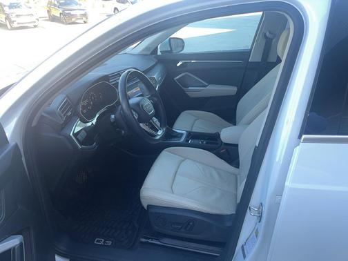 2022 Audi Q3 45 S line Premium Plus