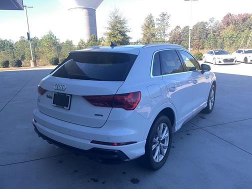 2022 Audi Q3 45 S line Premium Plus