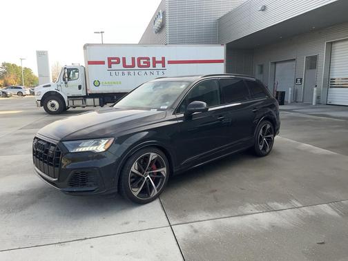 2024 Audi SQ7 4.0T Premium Plus
