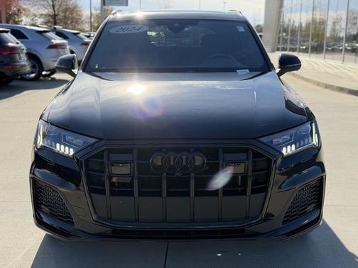 2024 Audi SQ7 4.0T Premium Plus