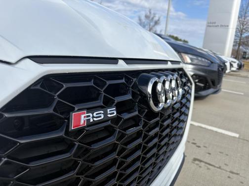 2022 Audi RS 5 2.9T