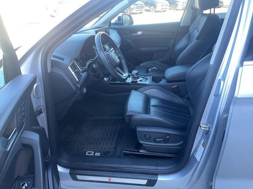 2023 Audi Q5 45 S line Premium Plus