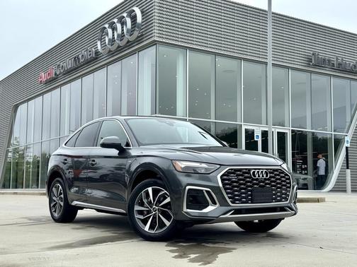 2022 Audi Q5 45 S line Premium Plus