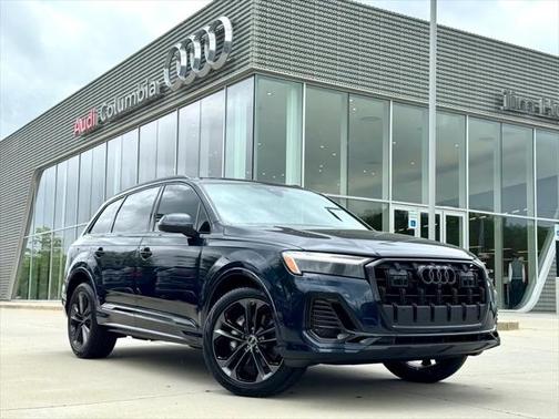 2025 Audi Q7 55 Premium Plus