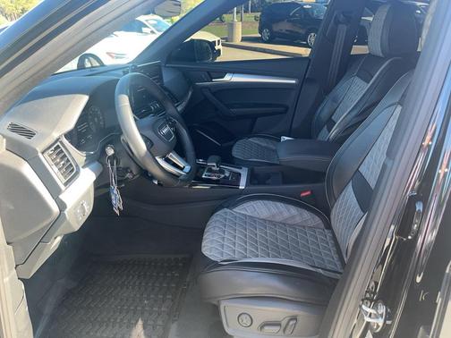2025 Audi Q5 45 S line Premium