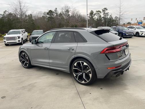 2023 Audi RS Q8 4.0T
