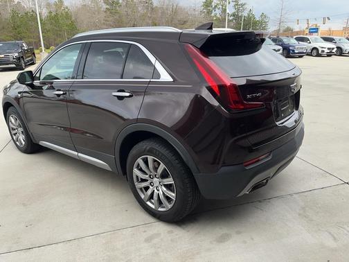 2020 Cadillac XT4 Premium Luxury