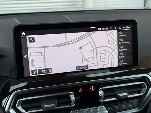 2025 BMW X4 xDrive30i