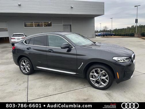 2025 BMW X4 xDrive30i