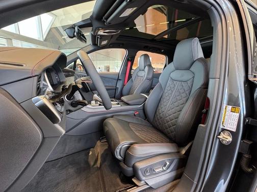 2026 Audi Q7 55 Prestige