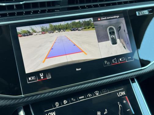 2024 Audi RS Q8 4.0T