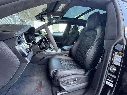 2024 Audi RS Q8 4.0T
