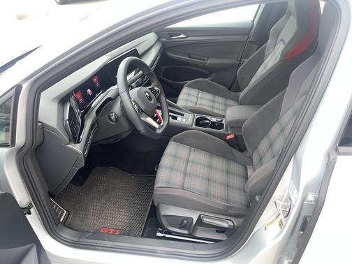 2022 Volkswagen Golf GTI 2.0T S DSG