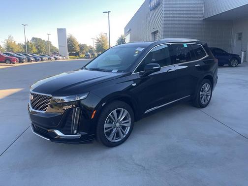 2025 Cadillac XT6 Premium Luxury FWD