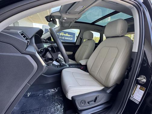 2023 Audi Q3 45 S line Premium Plus