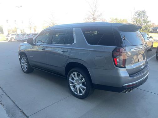 2023 Chevrolet Tahoe 4WD High Country