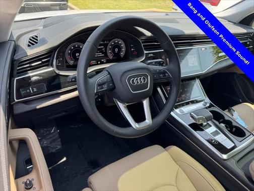 2023 Audi Q8 55 Prestige