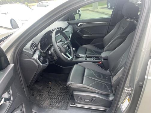 2023 Audi Q3 Premium 45 TFSI S line quattro Tiptronic