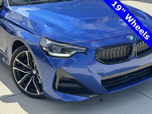 2024 BMW 230 230i