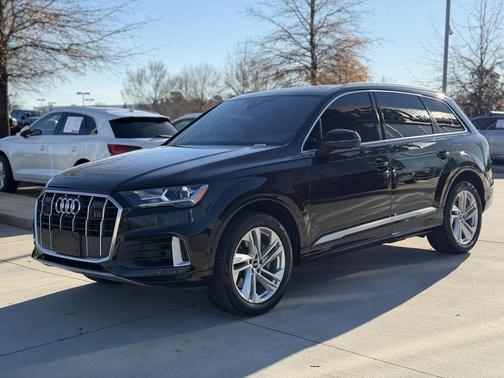2022 Audi Q7 55 Premium Plus