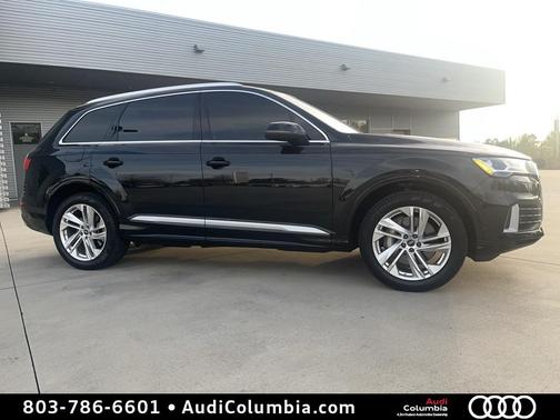 2022 Audi Q7 55 Premium Plus