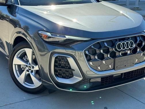 2025 Audi Q5 Prestige TFSI quattro S tronic