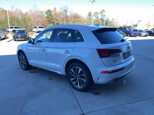 2023 Audi Q5 45 S line Premium Plus