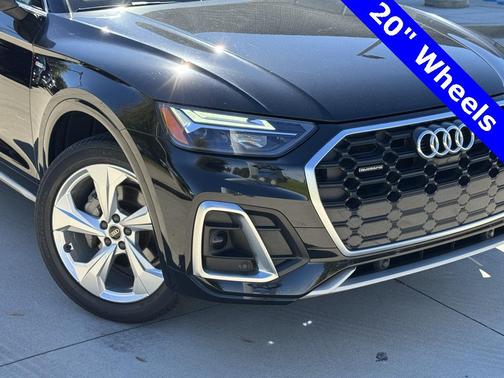 2022 Audi Q5 45 S line Premium Plus