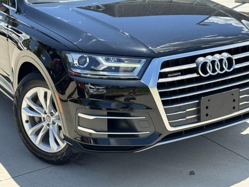2017 Audi Q7 3.0T Premium