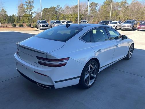 2024 Genesis G80 2.5T AWD