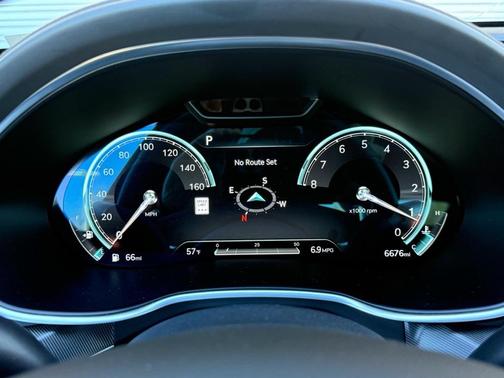 2024 Genesis G80 2.5T AWD