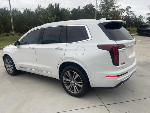 2021 Cadillac XT6 Premium Luxury AWD